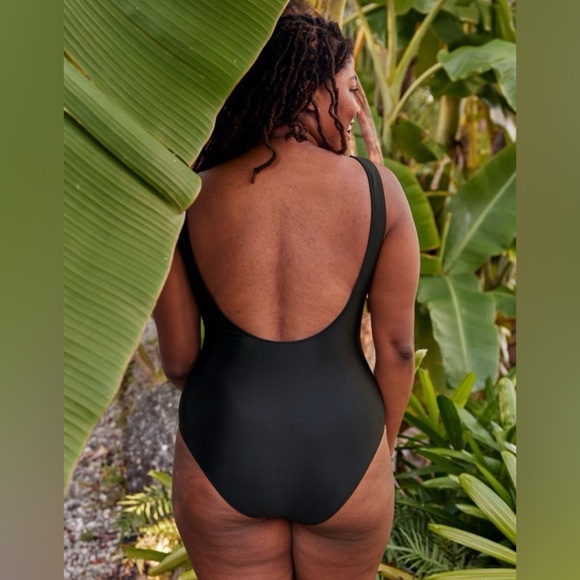 Aerie Grommet Scoop One Piece Swimsuit - Picture 3 of 10